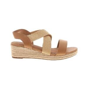 Market & Spruce Tan and Cream Sandals